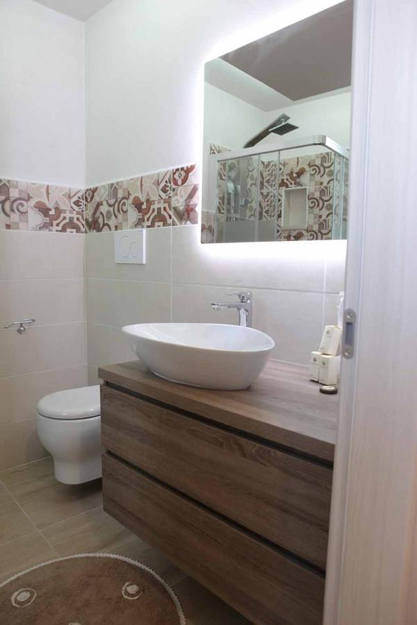 Afrodite Luxury Suite Veglie Ngoại thất bức ảnh